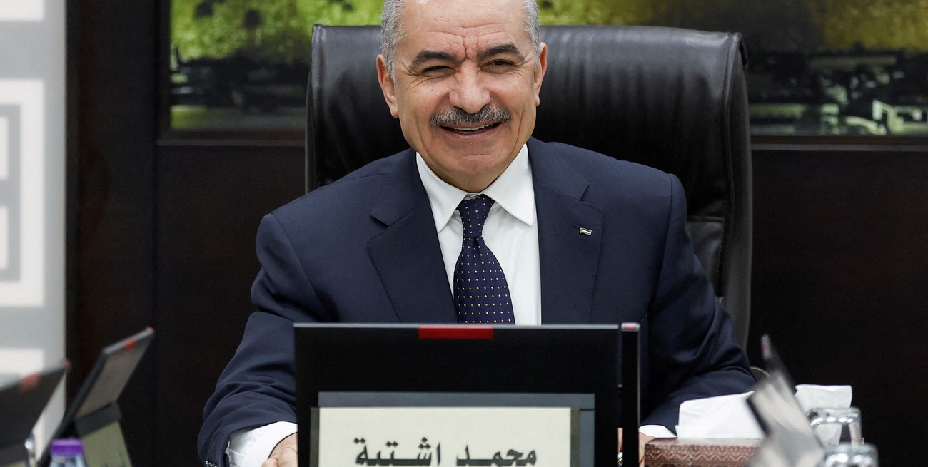 Renunció el primer ministro de Palestina, Mohamed Shtayé