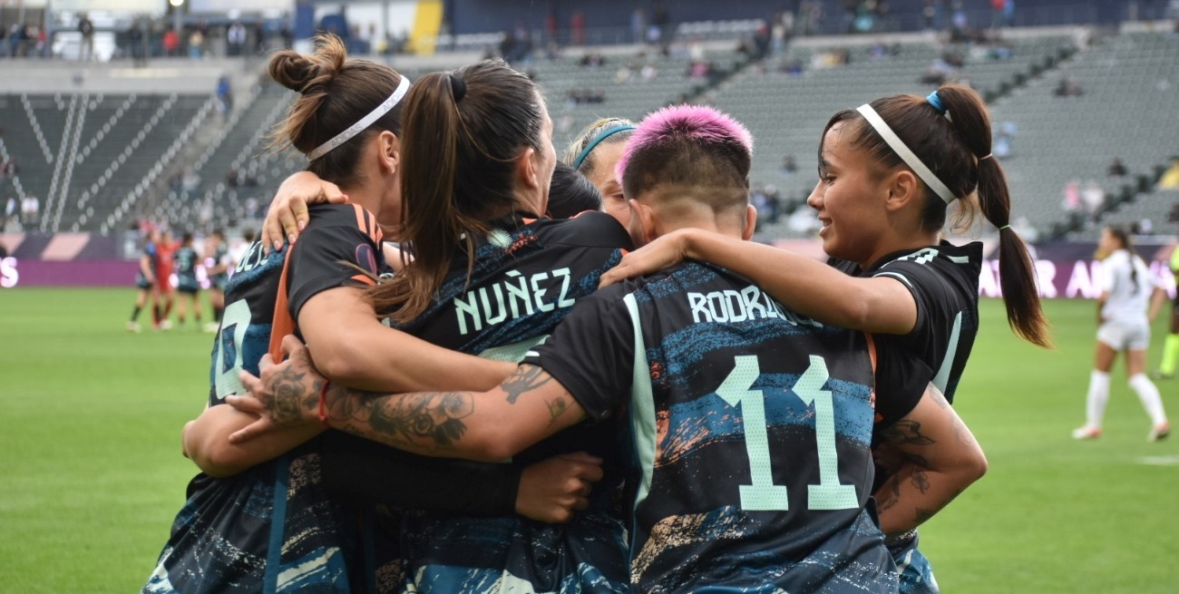 Argentina se clasificó a los cuartos de Copa Oro Femenina con la derrota de Puerto Rico