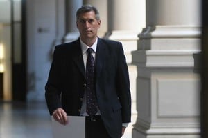 El ministro provincial estuvo en la reunión junto a sus pares de otros distritos. Foto: Flavio Raina.