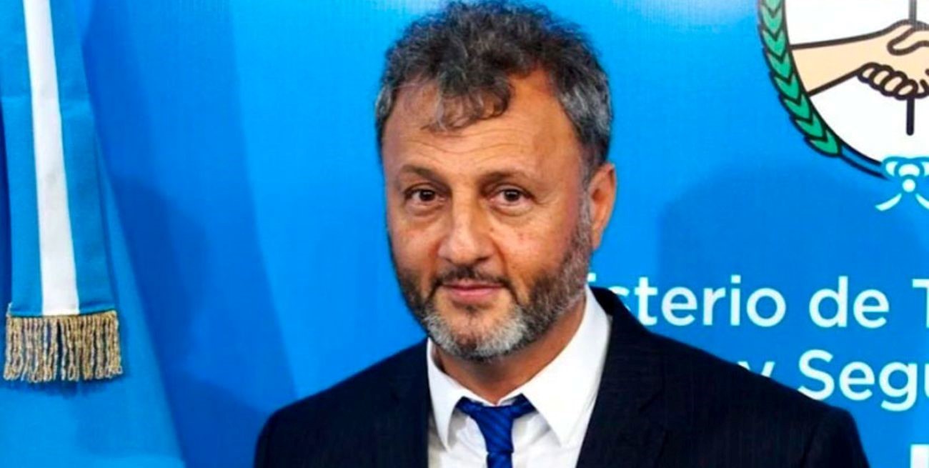 Milei destituyó al Secretario de Trabajo por aumentos de sueldo en el Ejecutivo