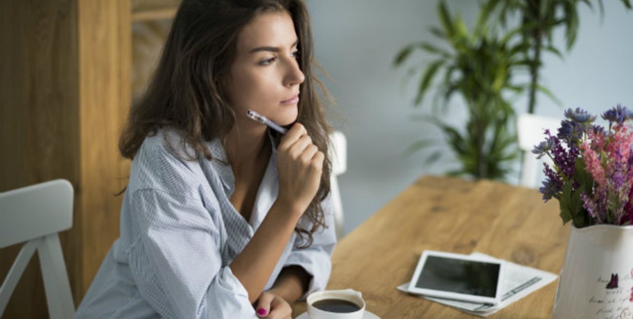 Pensar "al revés": Qué es la filosofía Omdenken y cómo puede cambiar nuestra vida