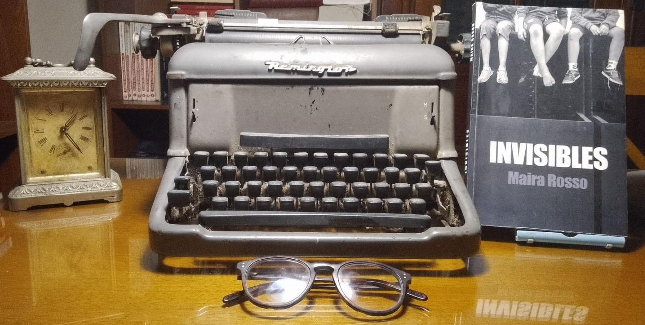 La magia entre realismo y poesía: Maira Rosso y su obra "Invisibles"