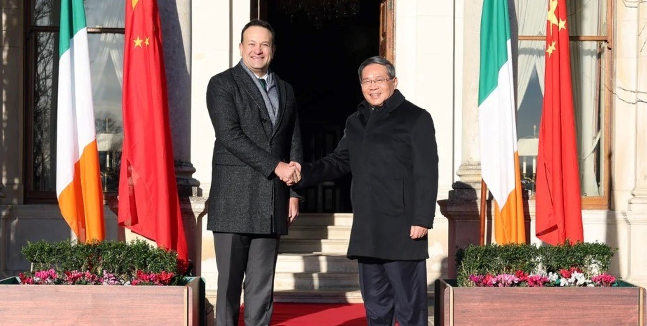 En Irlanda renunció el primer ministro y en Vietnam el presidente