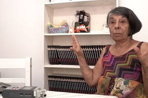 Aparte de ser el primer libro de trabajo individual de Rojas, "Confinadas" es un trabajo de investigación que lleva a cuestionar todo el régimen carcelario desde el ingreso hasta el egreso de las mujeres presas. Foto: Gentileza