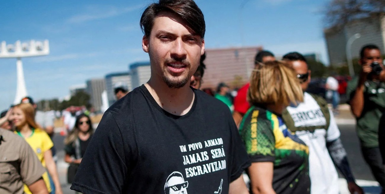 Brasil: imputaron al hijo de Bolsonaro en investigación por lavado de dinero