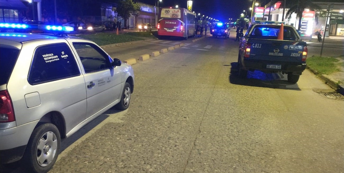 Accidente fatal en Santa Fe: murió un motociclista al chocar con un colectivo