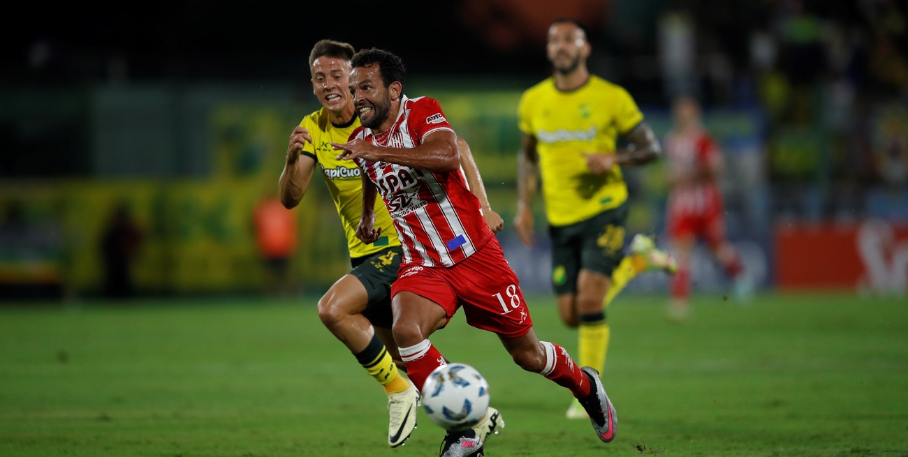 Lucas Gamba, nombre y apellido de la buena noticia para el "Kily" y todo Unión