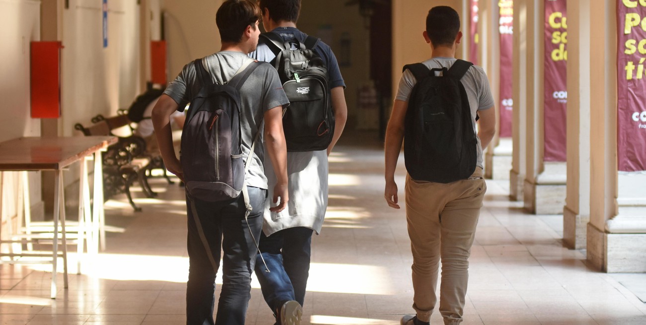 A pesar del contexto, la UNL garantiza 1.022 becas para ayudar a jóvenes en sus carreras