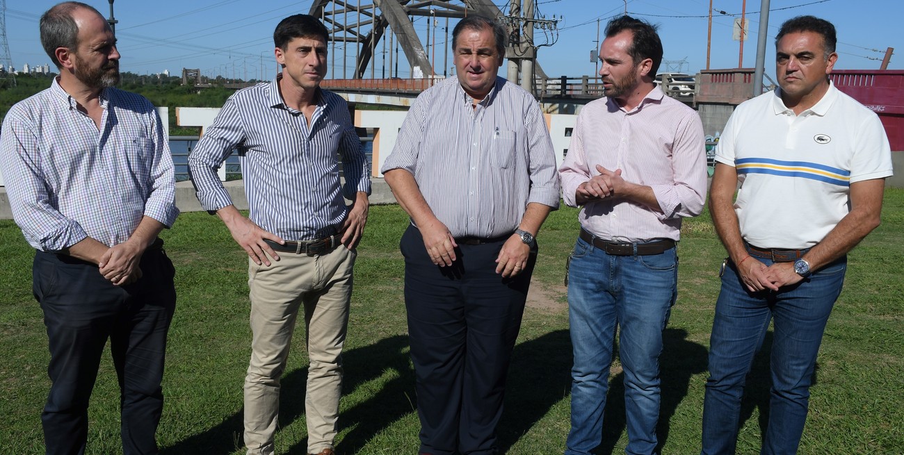 Pedido conjunto para que se arregle el Puente Carretero y se libere el peaje de la Autopista