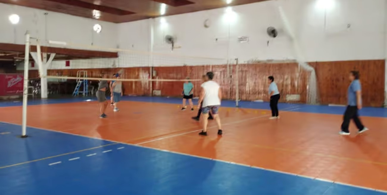 Newcom, reversión del voleibol, es tendencia para adultos mayores en Rufino
