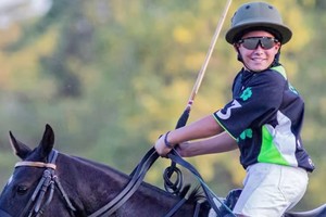 El joven sufrió un grave accidente mientras disputaba un partido de polo en la ciudad cordobesa de Río Cuarto.