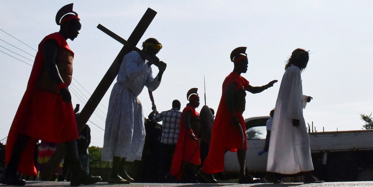 Una cruz que nos abraza

