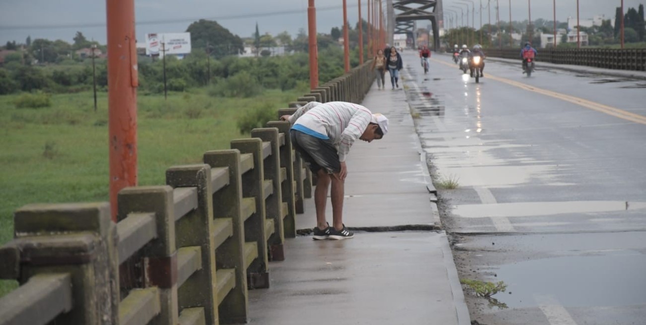 Llega el puente Bailey para montar sobre el Carretero entre Santa Fe y Santo Tomé