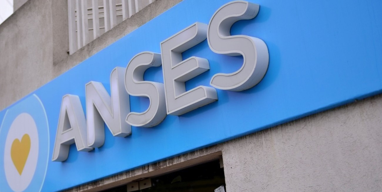 Hay fecha para el pago de la movilidad y el bono para jubilados y pensionados: cuál es