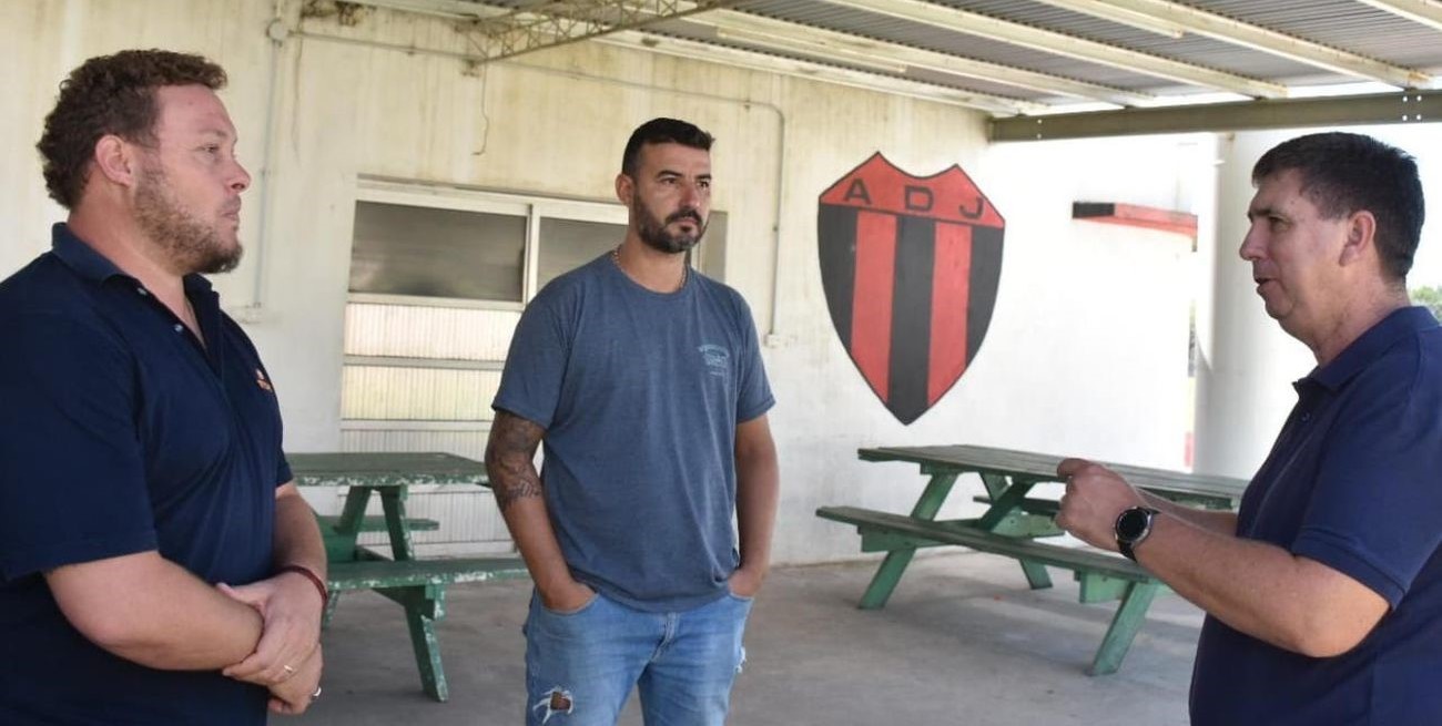 Pirola mantuvo otra intensa jornada de trabajo colaborativo con instituciones de Esperanza