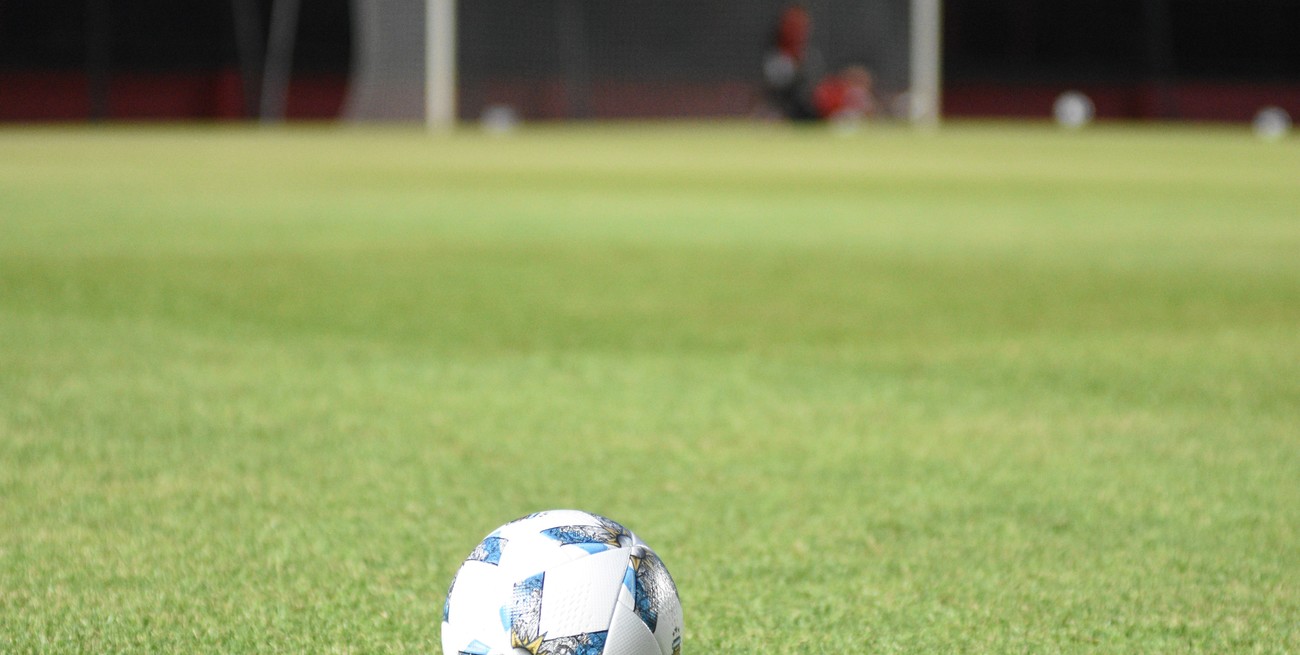 Primera División A y B: se suspendieron todas las actividades programados para este sábado