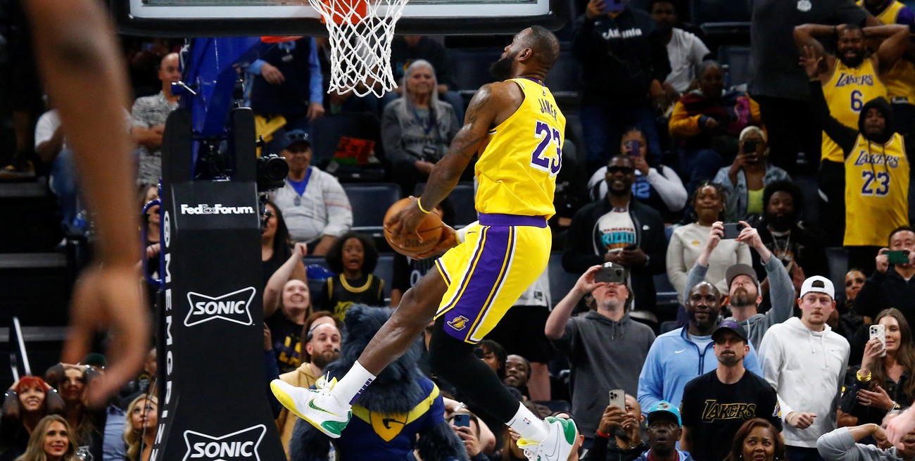 Con un imparable LeBron, los Lakers derrotaron a Grizzlies