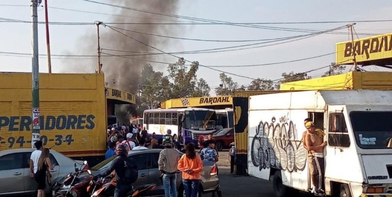 Se estrelló un helicóptero en la ciudad de México y murieron tres personas