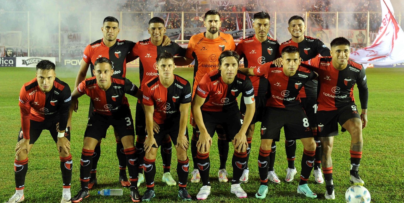 Colón y esa notable eficacia de un equipo de "los primeros tiempos"