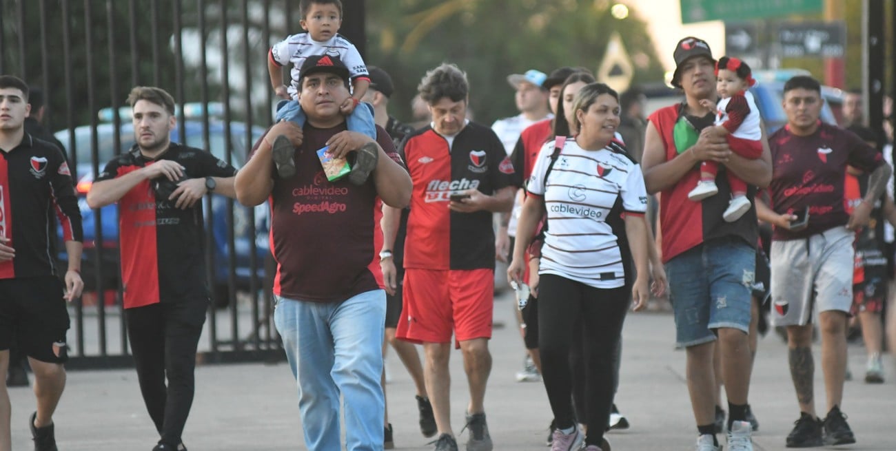 Colón aplica una reducción en el valor de la cuota para parte de su masa societaria