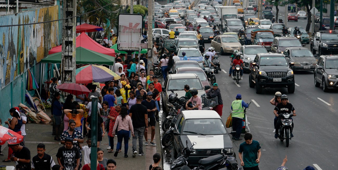 Asesinaron al director de una cárcel durante la jornada de votación en Ecuador