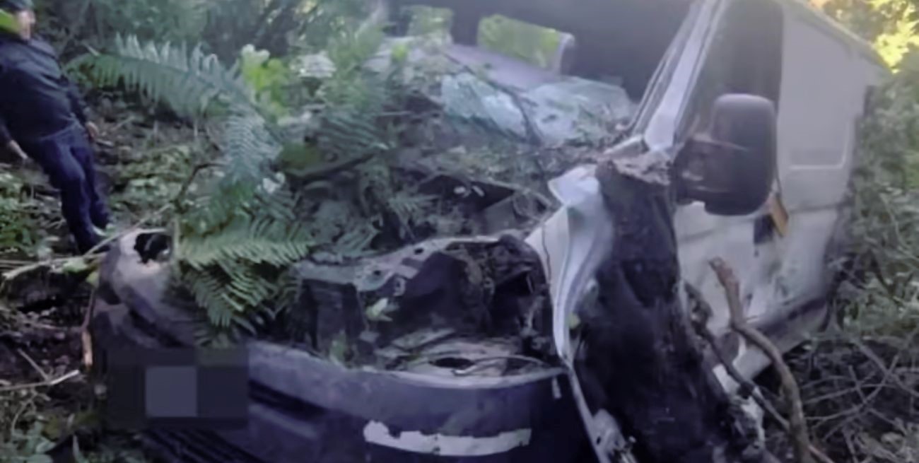 Venadenses desbarrancaron y cayeron por un precipicio desde 100 metros en Jujuy