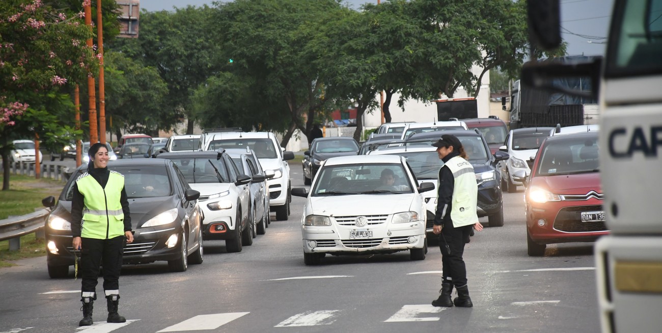 Cortes de calle y desvíos de colectivos por la marcha en defensa de la Universidad pública