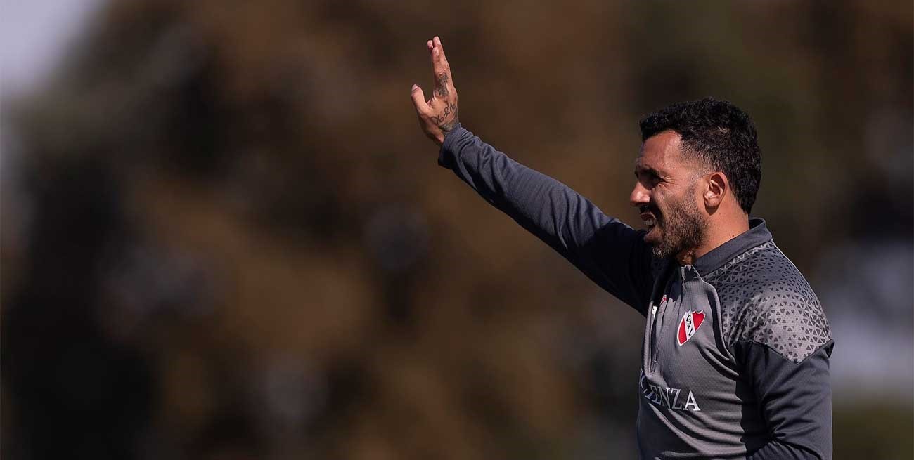 Susto para Tevez: un dolor en el pecho lo obligó a hacerse estudios