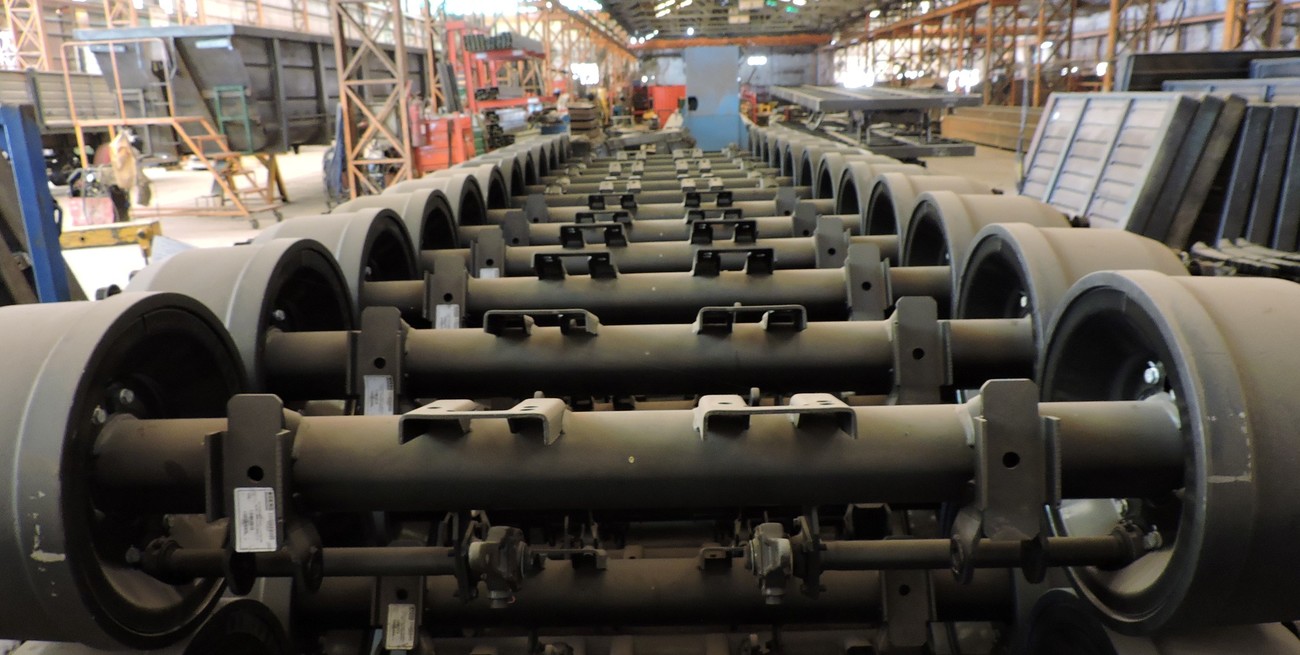 La actividad fabril cayó un 6.8% interanual en febrero