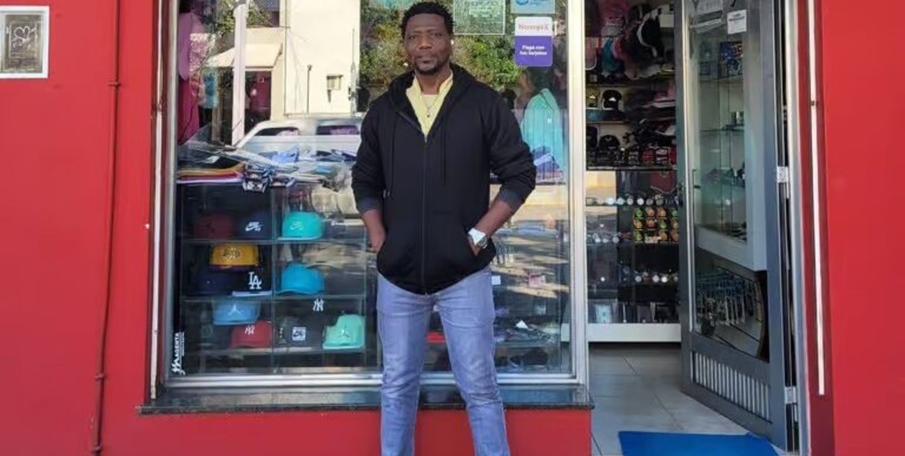 Un trámite por hacer, una historia para contar: la vida de un senegalés en Reconquista