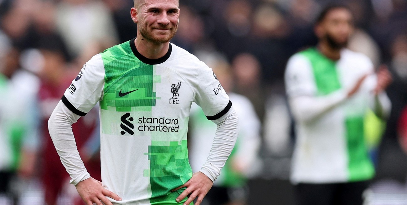 Liverpool se aleja de la lucha por la Premier League