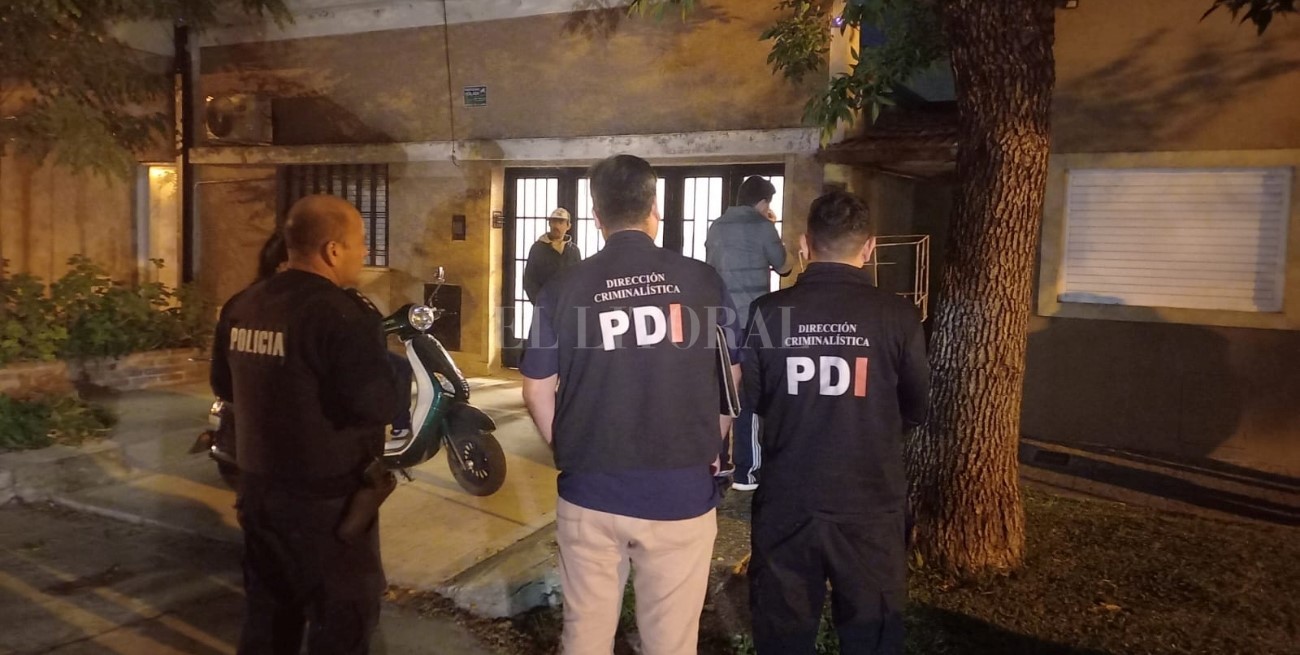 Hallan muerto a un matrimonio en su casa de barrio Fomento 9 de Julio