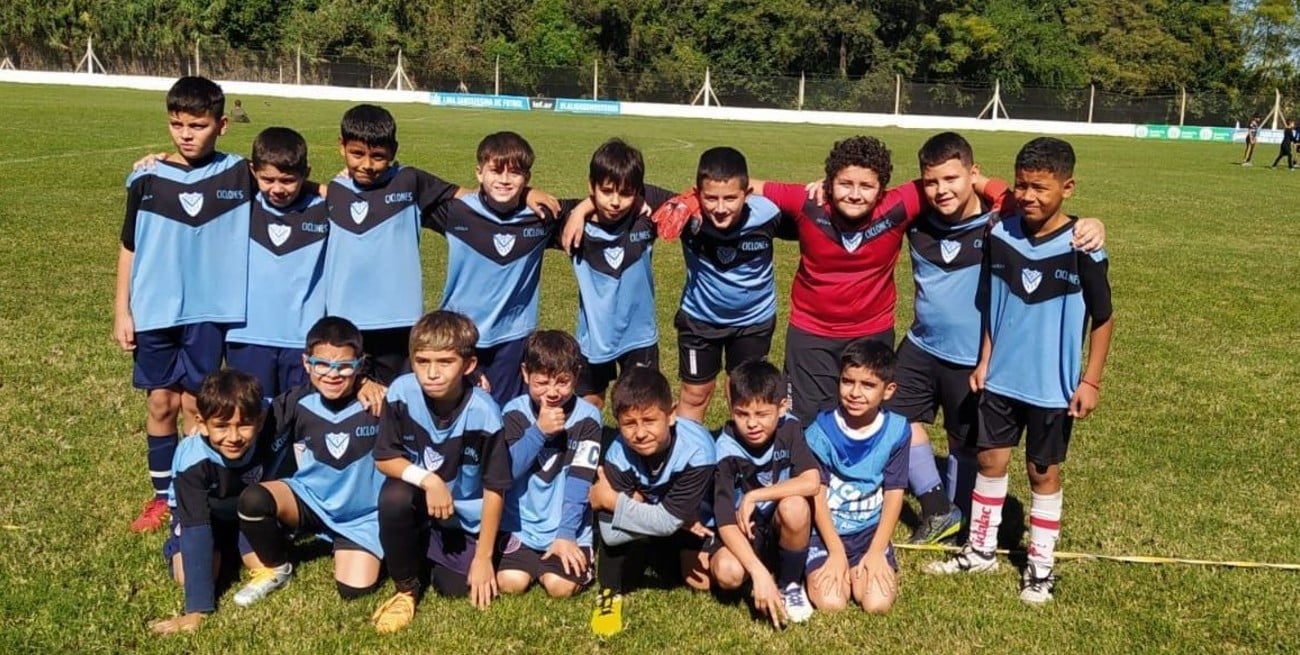 Deportivo Agua FC celebra 74 años de vida