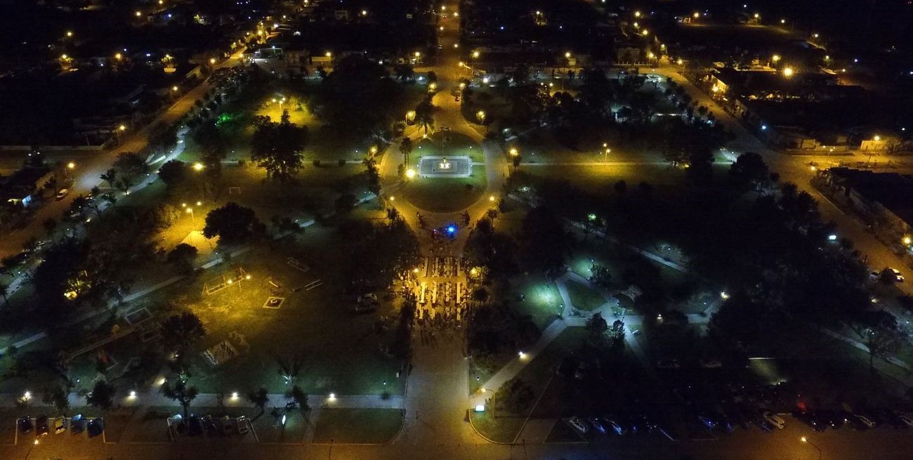 Renovarán la iluminación de Plaza Sarmiento en Ramona