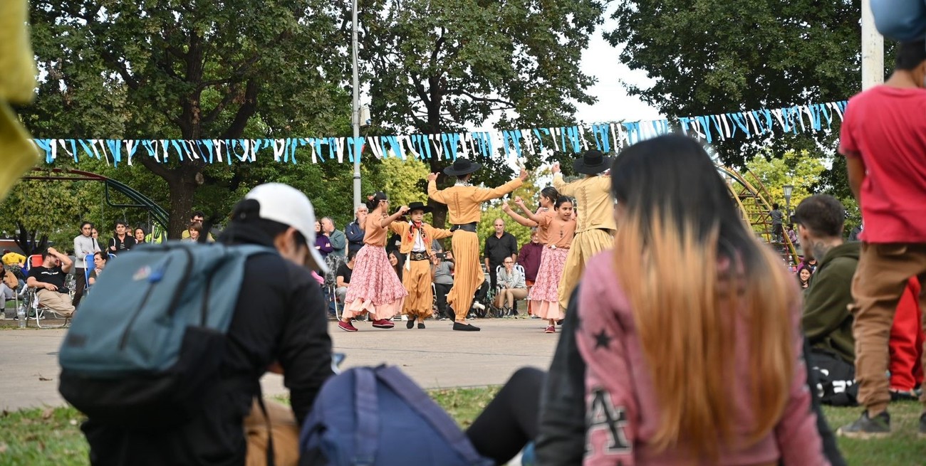 Villa Gobernador Gálvez cerró el mes de abril con un homenaje a sus héroes de Malvinas