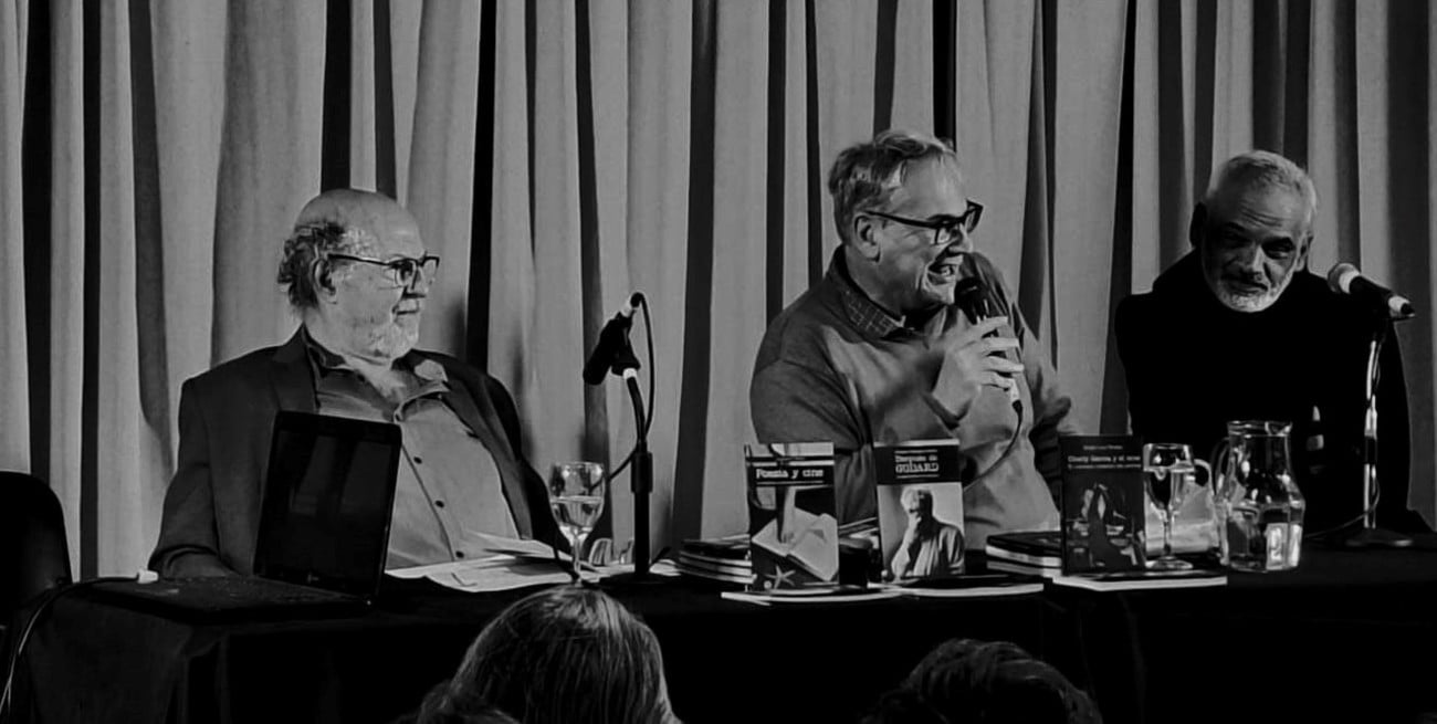 Las múltiples vidas de Alejandro Pidello: fogatas, libros y viajes por Europa