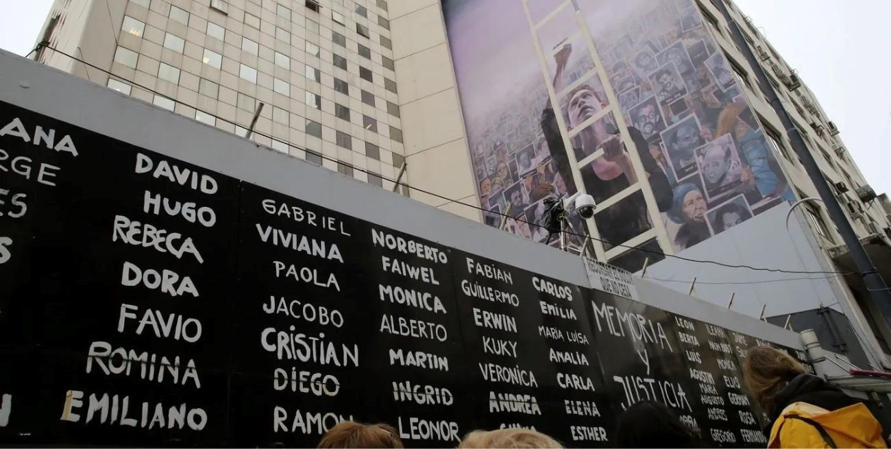 Amenaza de bomba en el edificio de la AMIA