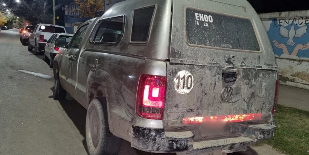 Encontraron cuatro cadáveres en una camioneta abandonada en Bahía Blanca