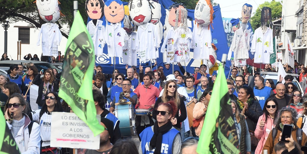 Día de paro y movilización docente en Santa Fe