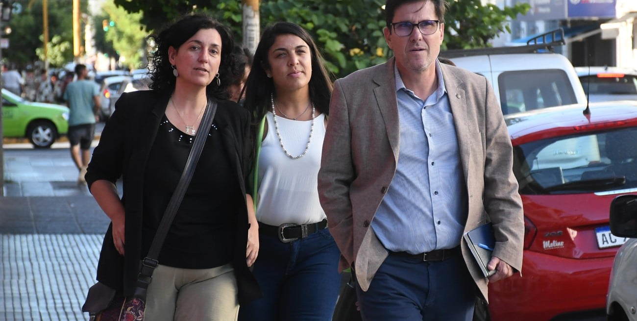 El Gobierno de Santa Fe firmó el decreto que implementa el plan de incentivo a la asistencia docente