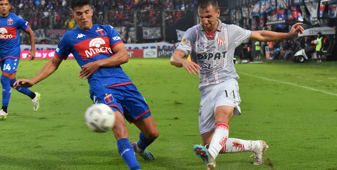 Unión con "síndrome de ausencias" para el debut del lunes ante Banfield