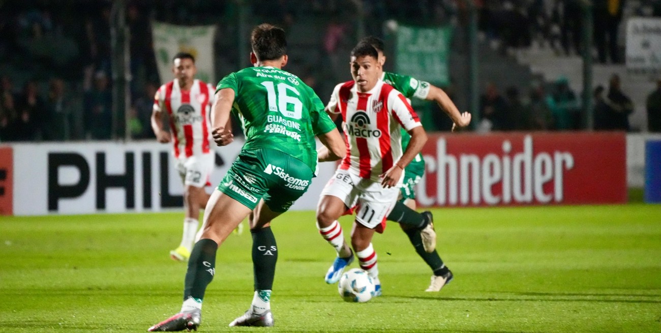 Instituto derrotó a Sarmiento en Junín en el primer partido de la Liga Profesional