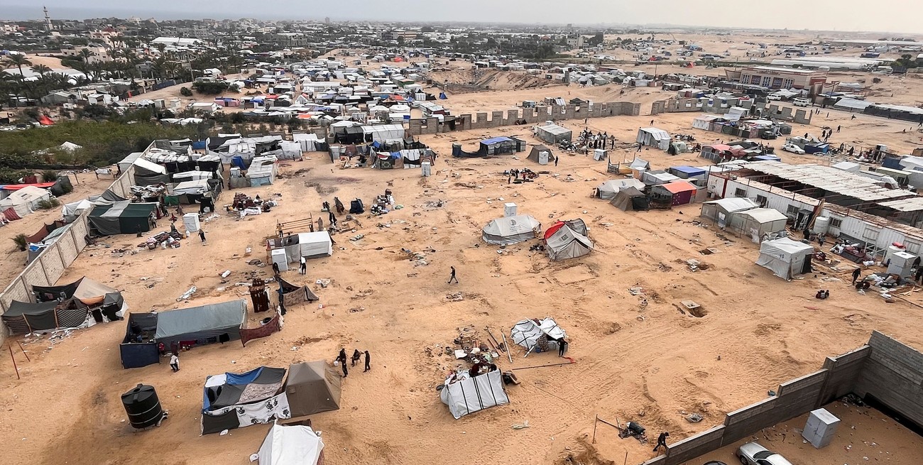 Israel instó a nuevas evacuaciones en Rafah tras los ataques