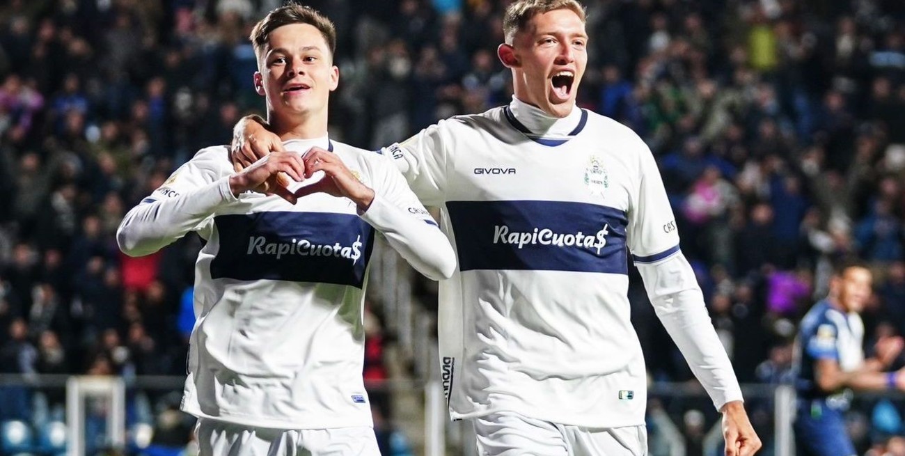 Gimnasia debutó con un triunfo ante Vélez en La Plata