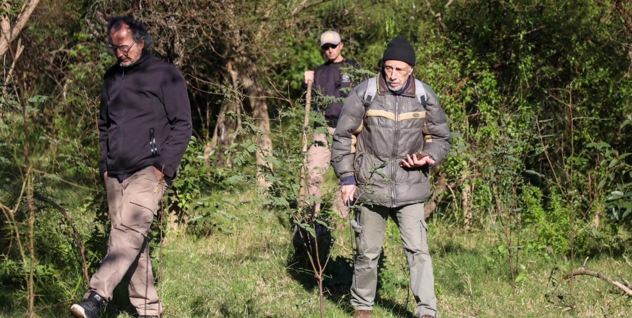 Reactivaron excavaciones en busca de cuerpos humanos en Campo San Pedro de Santa Fe