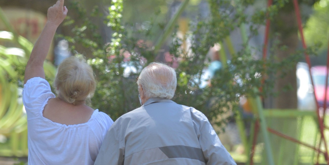 Adultos mayores golpeados