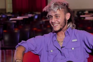 Activista, músico y escritor. Giovi Novello se abre a contar su historia a través de la literatura. Créditos: Instagram Giovi Novello.