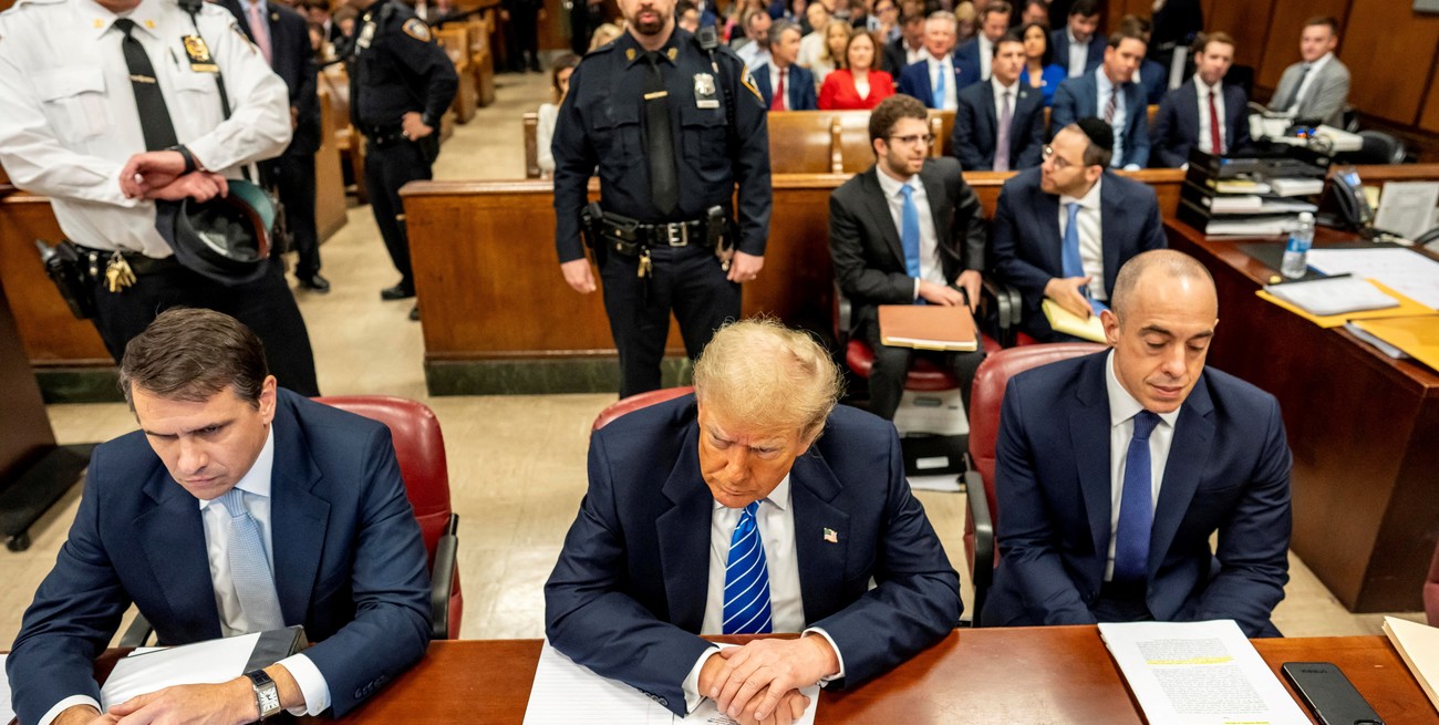 Declaró un testigo clave en el caso de Trump con la actriz porno