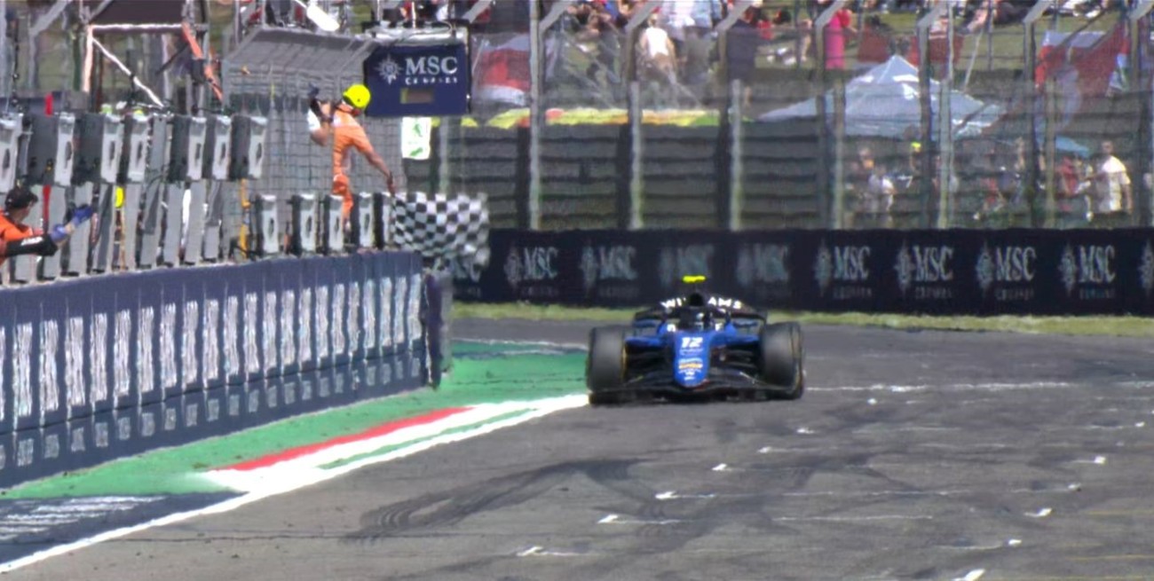 En una increíble última vuelta, Colapinto se quedó con el Sprint de Imola