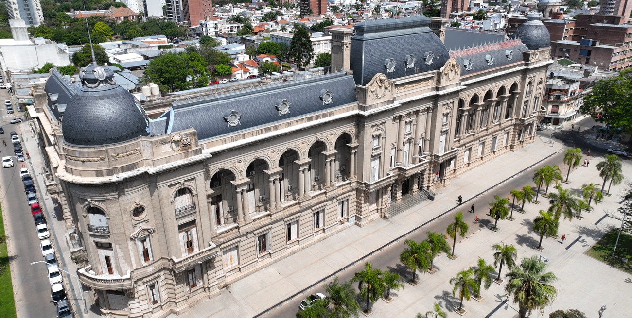 La reforma constitucional sobre la mesa en Santa Fe